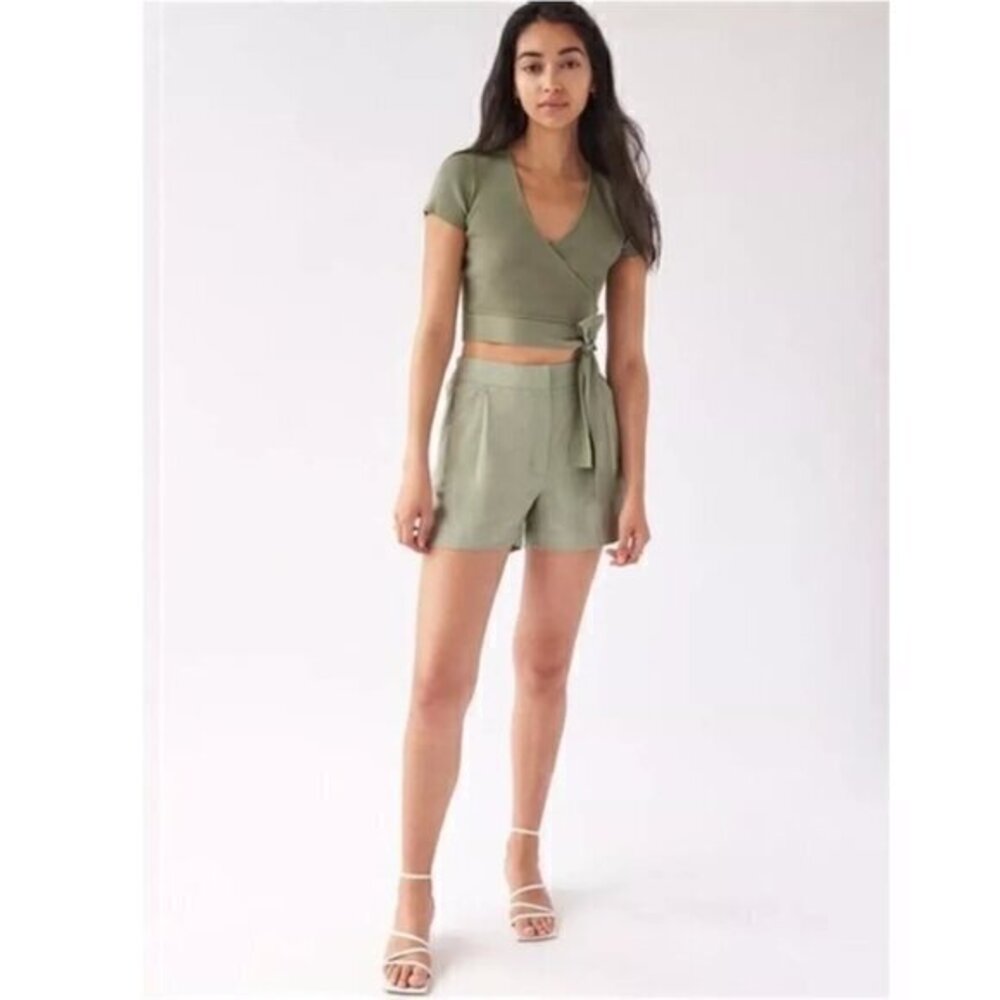 Aritzia Wilfred Fable Linen Short Green 8